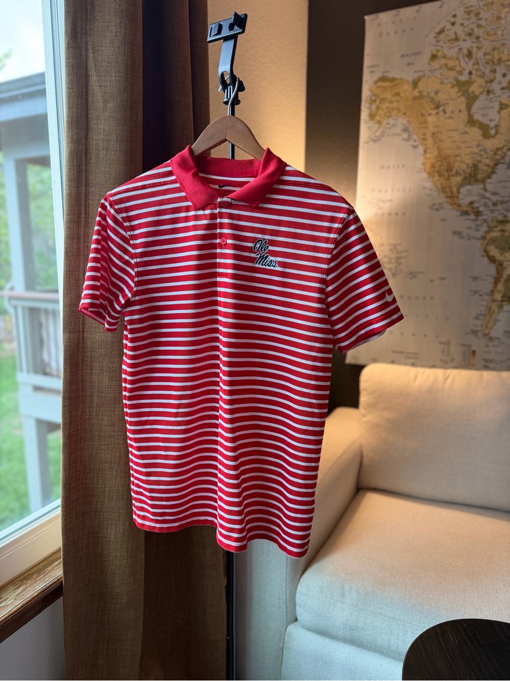 Men’s Nike DRI-FIT Ole Miss Red and White Striped Polo Shirt EUC